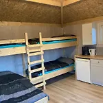 Hooiberghut Op Boerderij Leidschendam