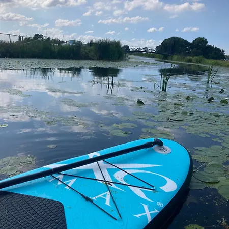 度假居 Hooiberghut Op Boerderij *